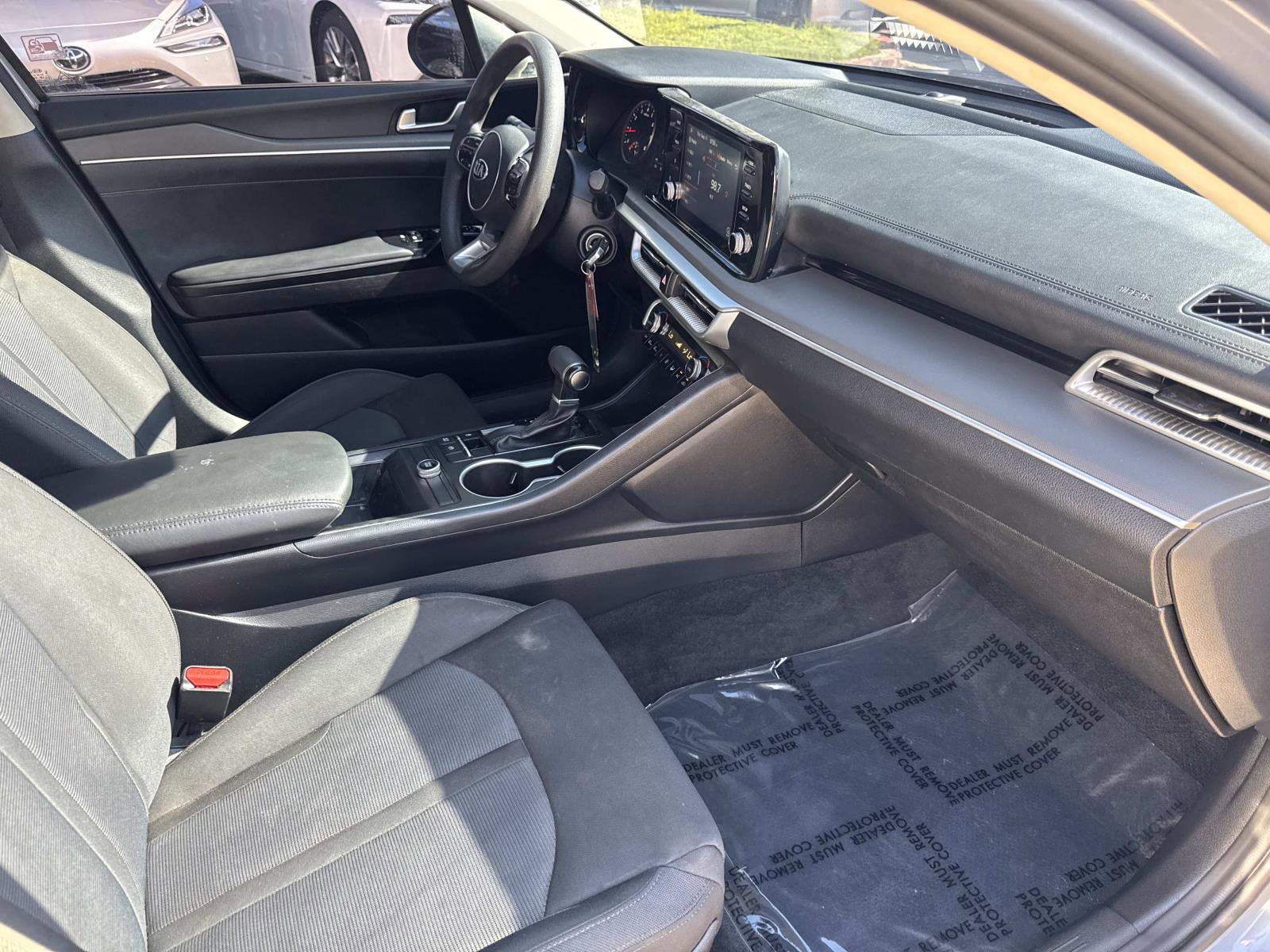 Used 2021 Kia K5 LX image 28