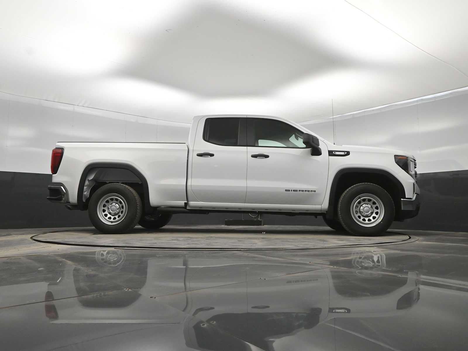 New 2026 GMC Sierra 1500 Pro w/ Convenience Package RWD image 38