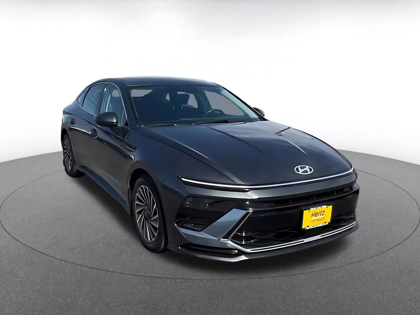 Used 2025 Hyundai Sonata SEL FWD image 3
