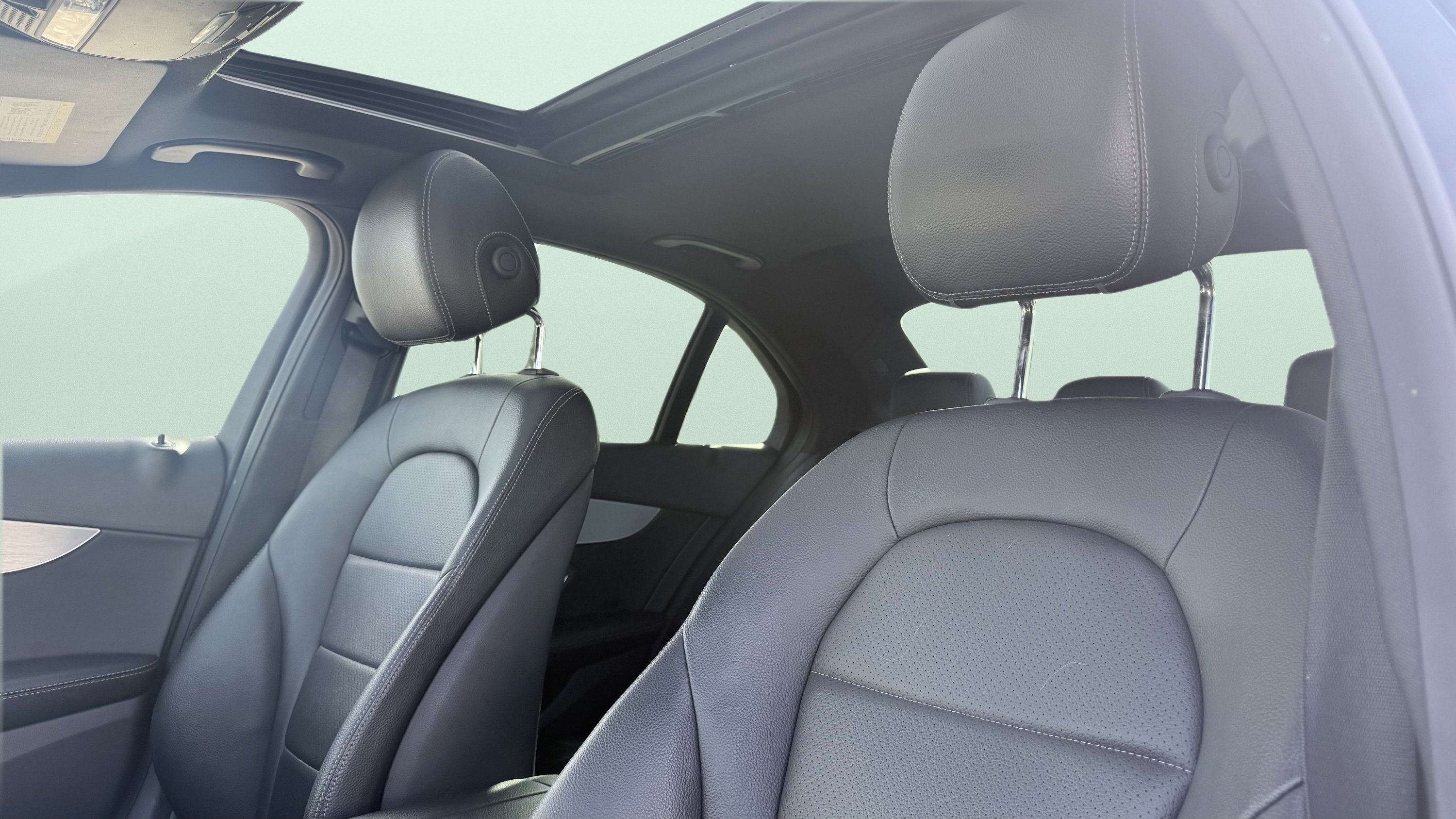 Used 2018 Mercedes-Benz C 300 Sedan w/ Premium Package image 20