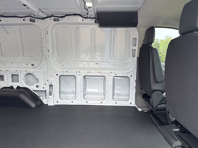 New 2025 Ford Transit 250 Low Roof image 33