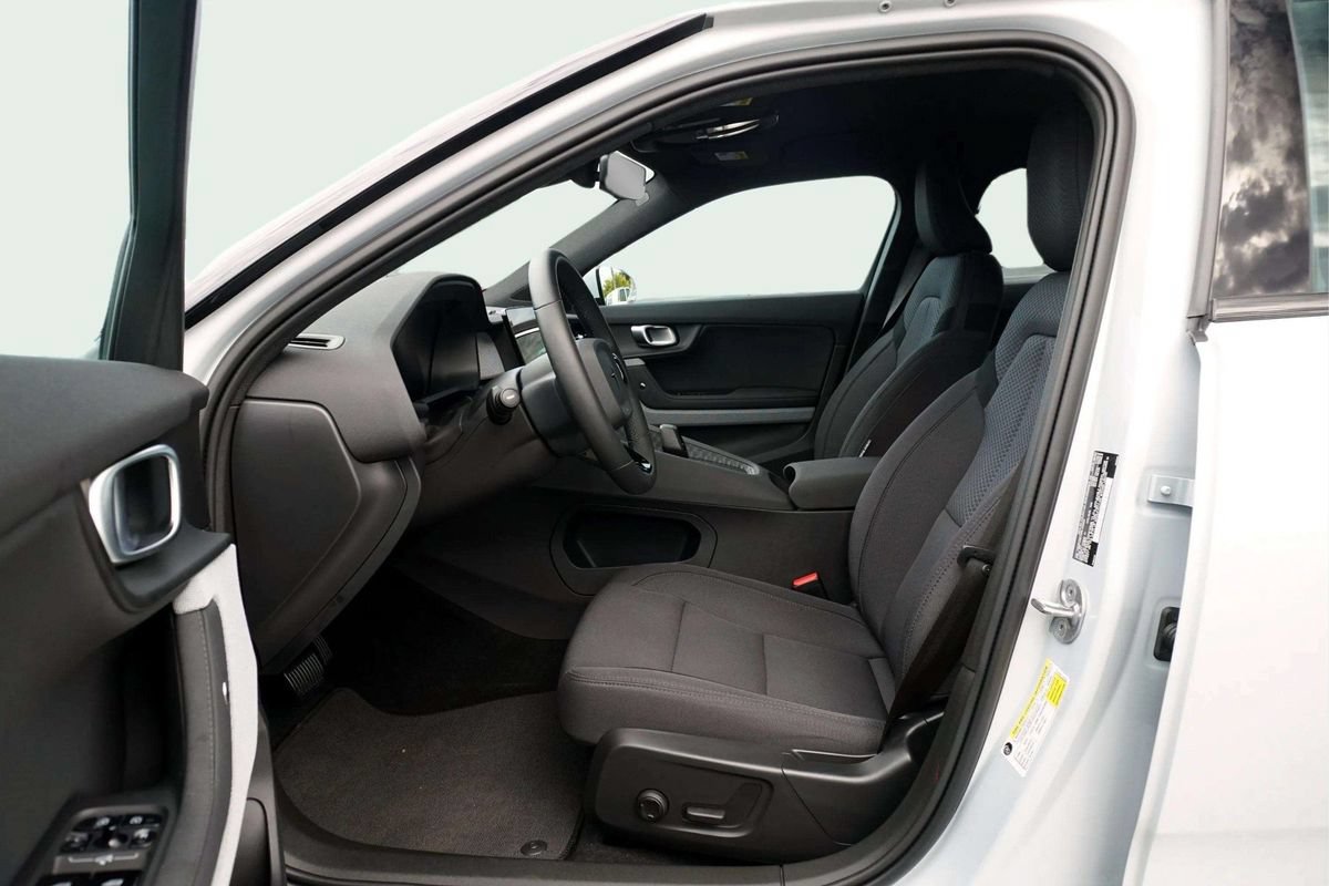 Used 2024 Polestar Polestar 2 AWD/4WD image 18