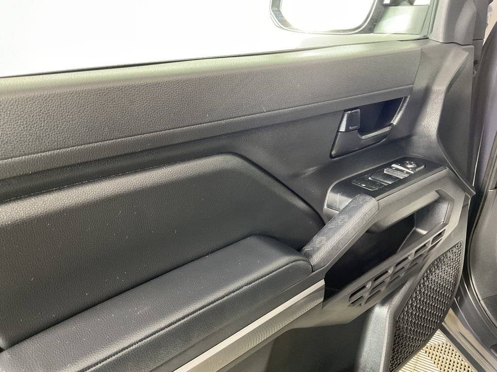 Used 2025 Toyota Tacoma SR5 image 16