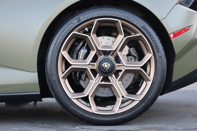 Used 2023 Lamborghini Huracan Tecnica RWD image 60