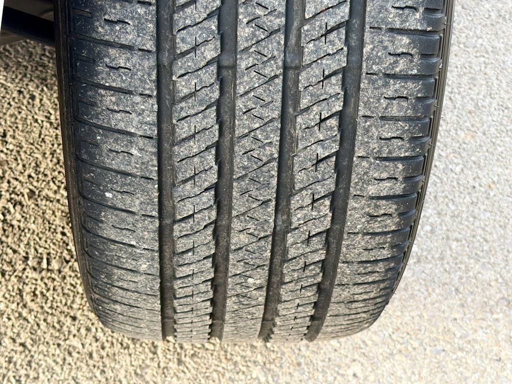 Used 2021 Jeep Grand Cherokee L Overland w/ Luxury Tech Group IV image 47