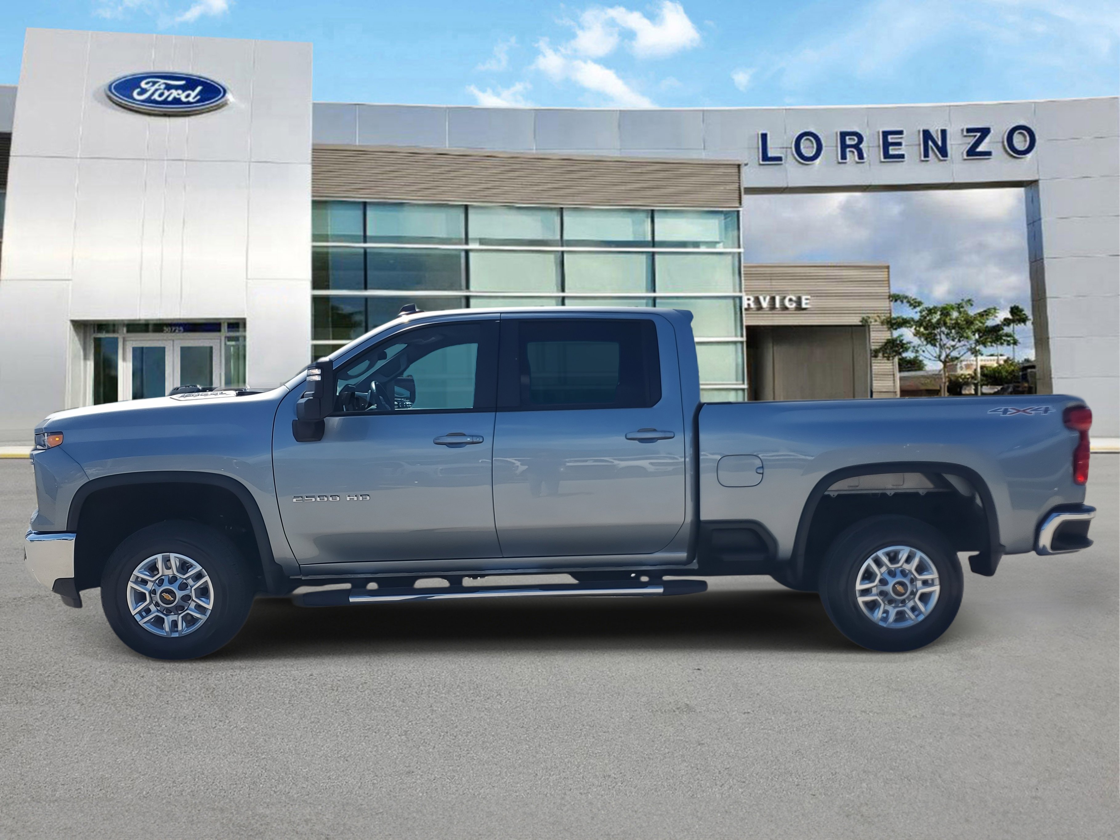 Used 2024 Chevrolet Silverado 2500 LT image 8