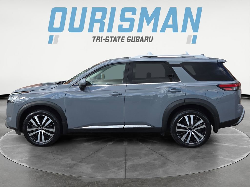 Used 2023 Nissan Pathfinder Platinum w/ Lighting Package (N92) image 3