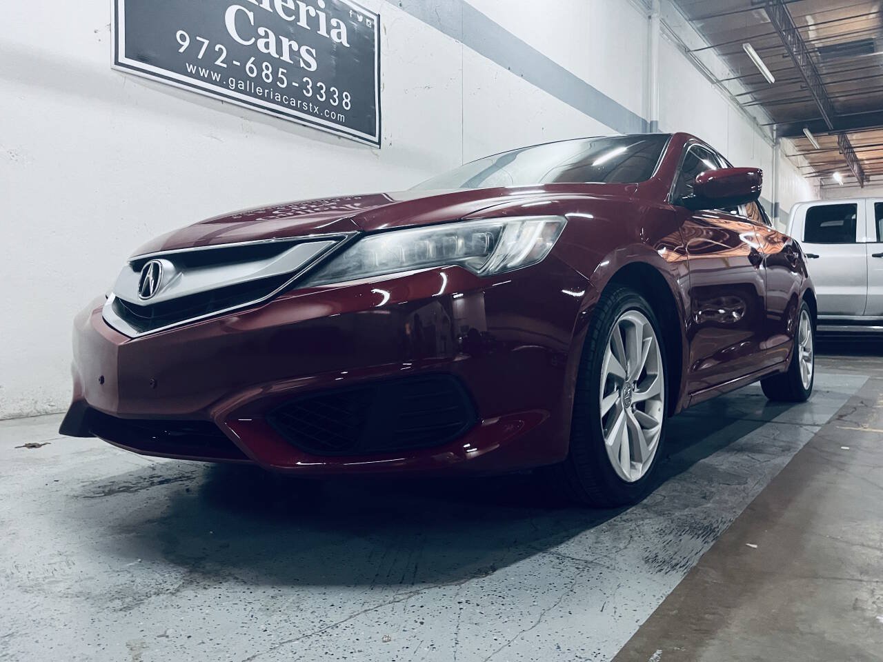 Used 2017 Acura ILX FWD image 2