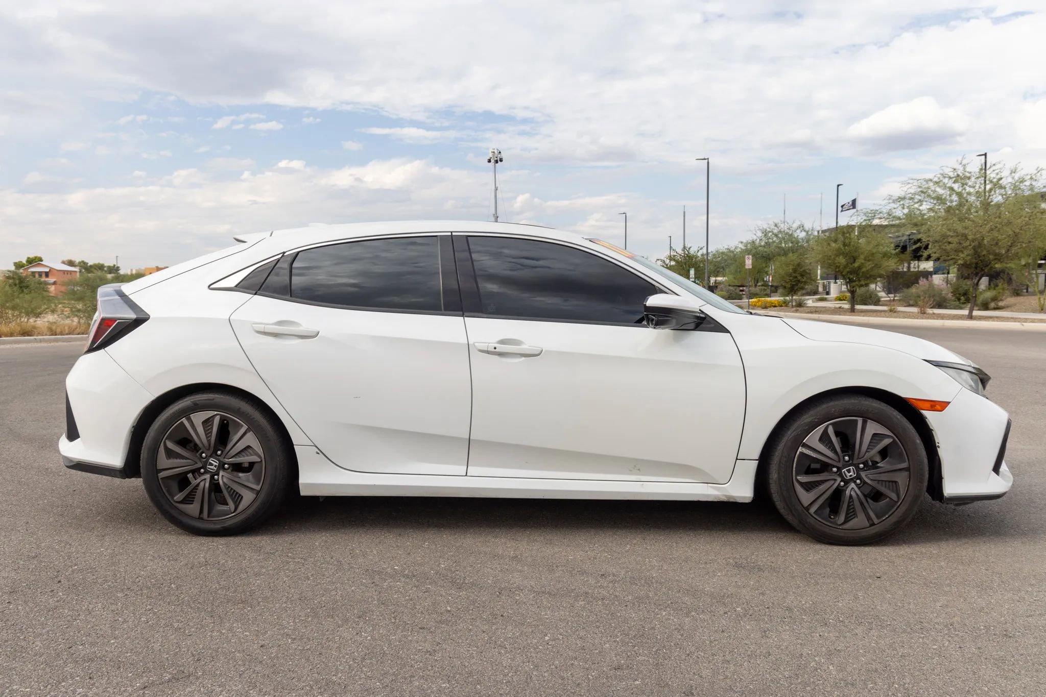 Used 2017 Honda Civic EX-L image 7