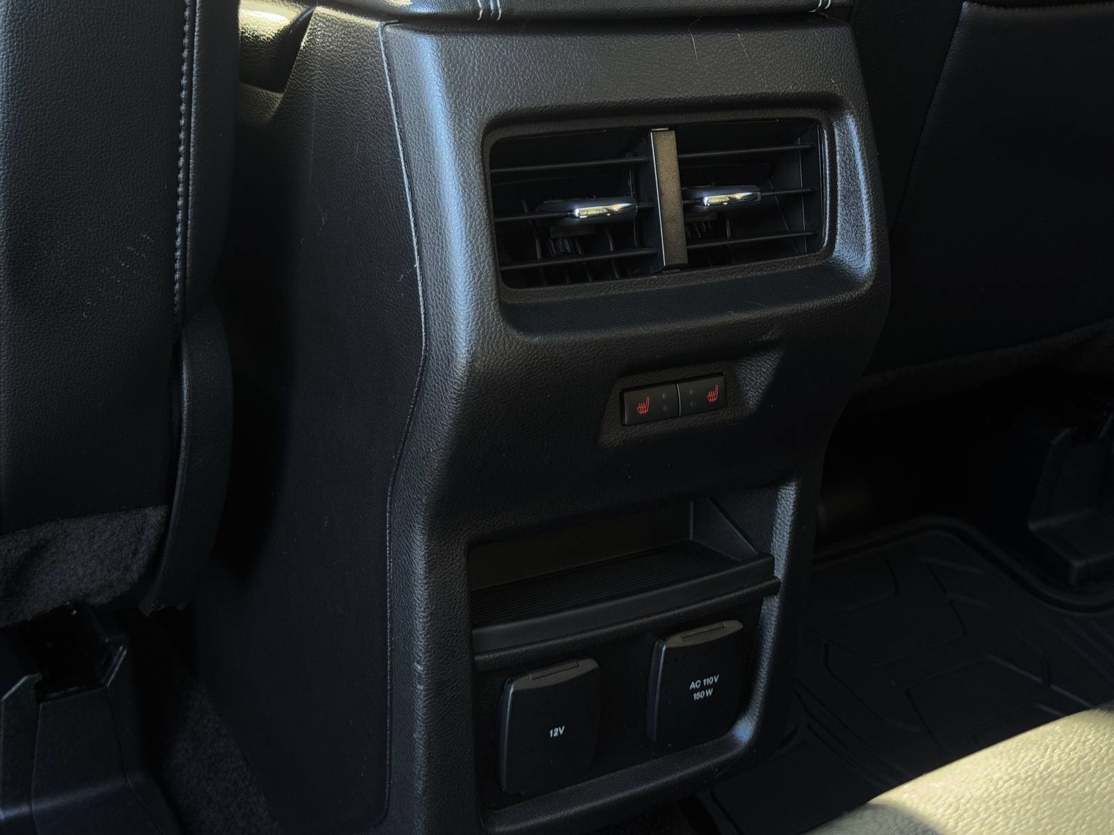 Used 2016 Ford Edge Sport w/ Equipment Group 401A AWD/4WD image 28