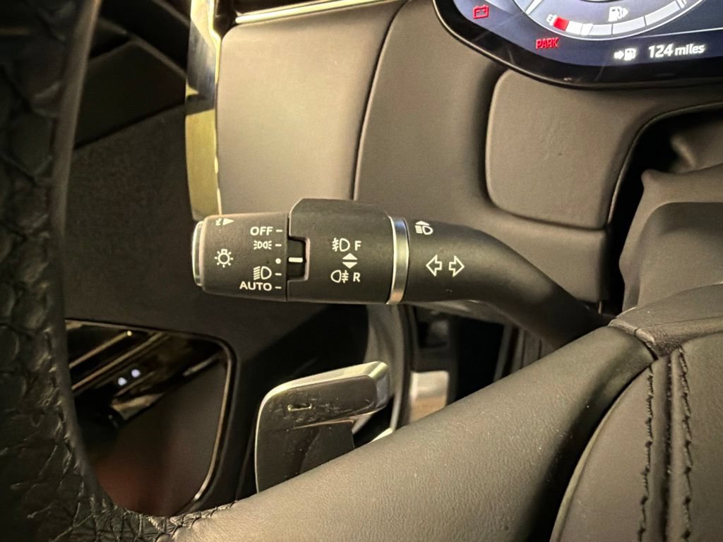 Used 2024 Land Rover Range Rover Sport SE AWD/4WD image 19