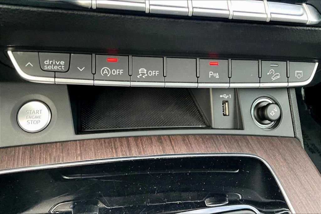 Used 2023 Audi Q5 2.0T Premium w/ Convenience Package image 15