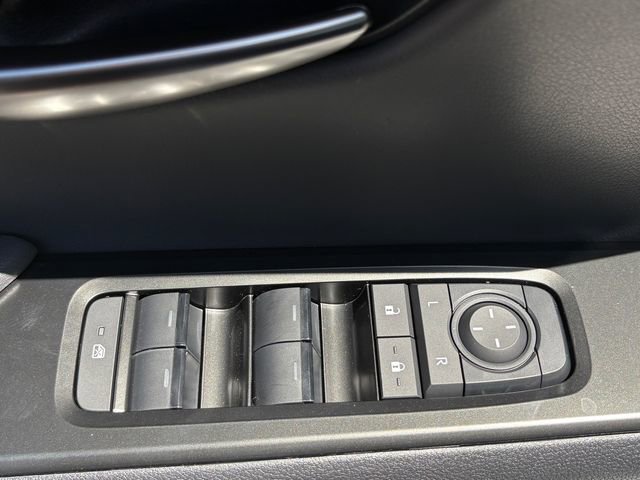 New 2026 Lexus UX 300h FWD image 12