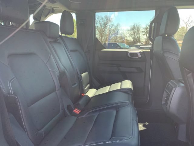 New 2026 Ford Bronco Outer Banks w/ Sasquatch Package AWD/4WD image 13