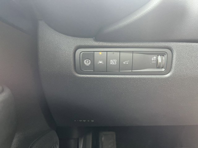 Certified 2025 Chevrolet Equinox EV LT w/ Convenience Package image 16