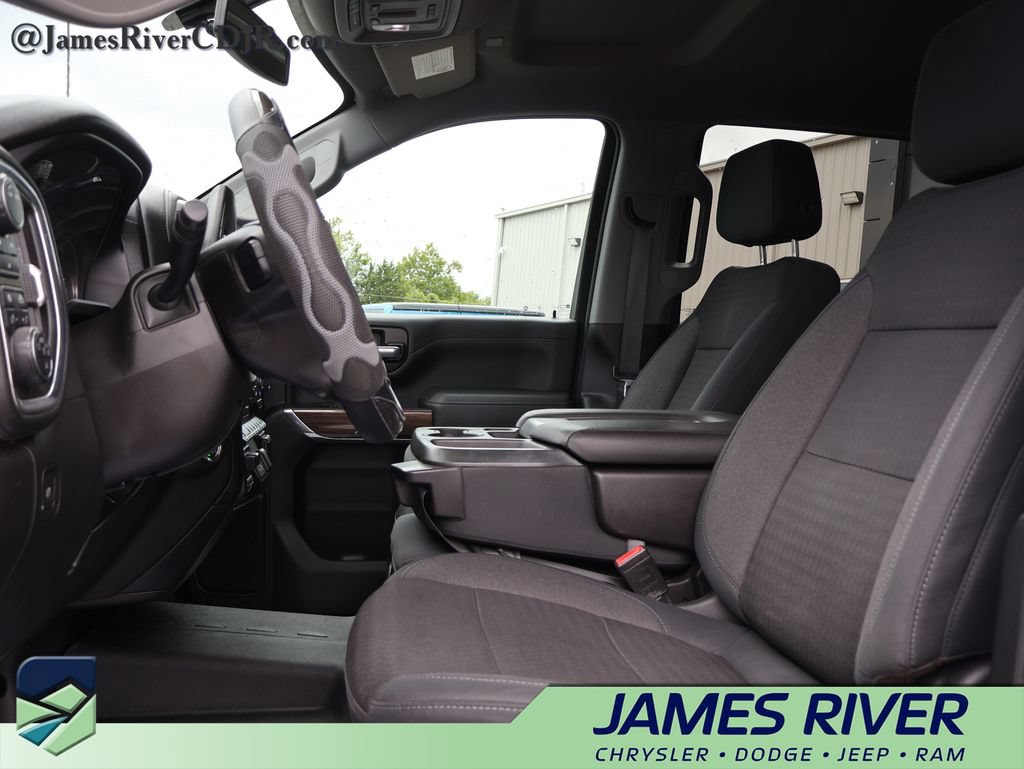 Used 2020 Chevrolet Silverado 2500 LT w/ Texas Edition AWD/4WD image 22