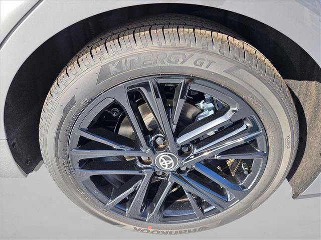 New 2026 Toyota Camry SE FWD image 10