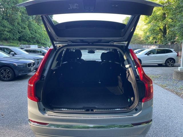 Certified 2025 Volvo XC90 T8 Plus w/ Protection Package Premier AWD/4WD image 18