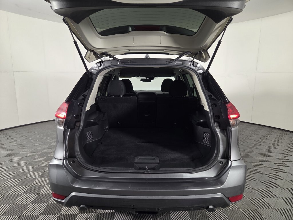 Used 2020 Nissan Rogue S w/ Special Edition Package FWD image 26