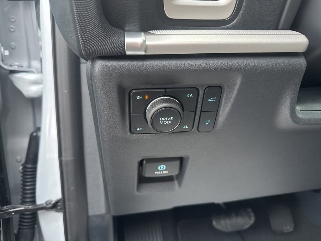 Used 2025 Ford Expedition Active image 19