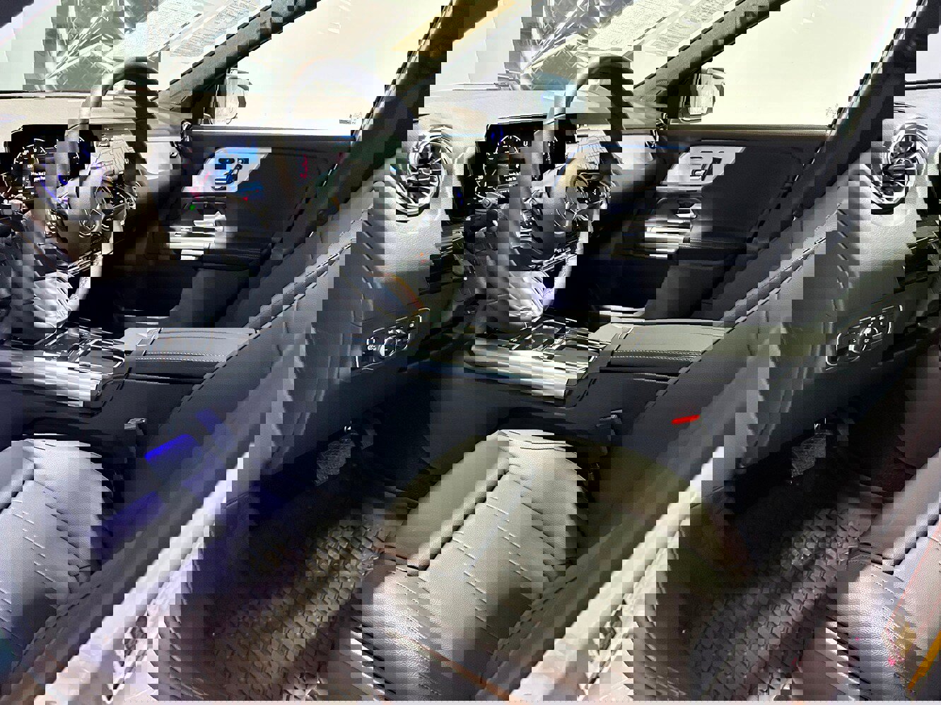 Used 2026 Mercedes-Benz GLA 250 4MATIC image 10