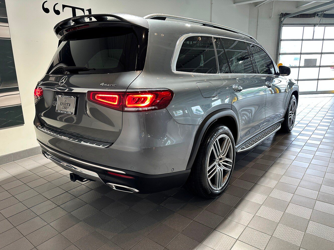 Certified 2023 Mercedes-Benz GLS 450 4MATIC image 4