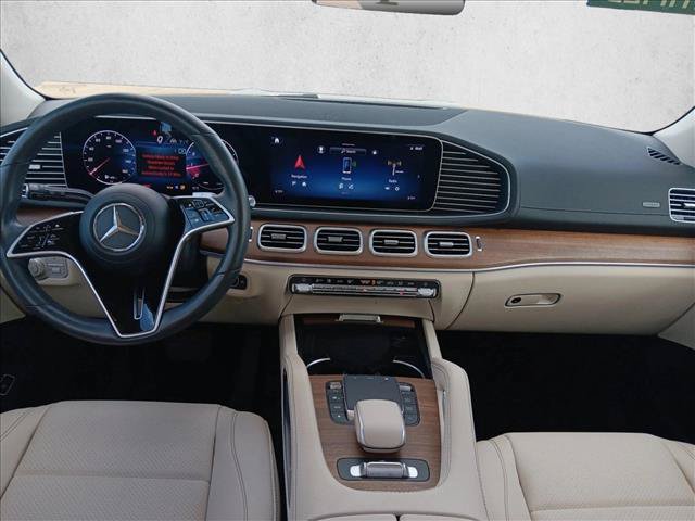 Used 2024 Mercedes-Benz GLS 450 4MATIC image 16