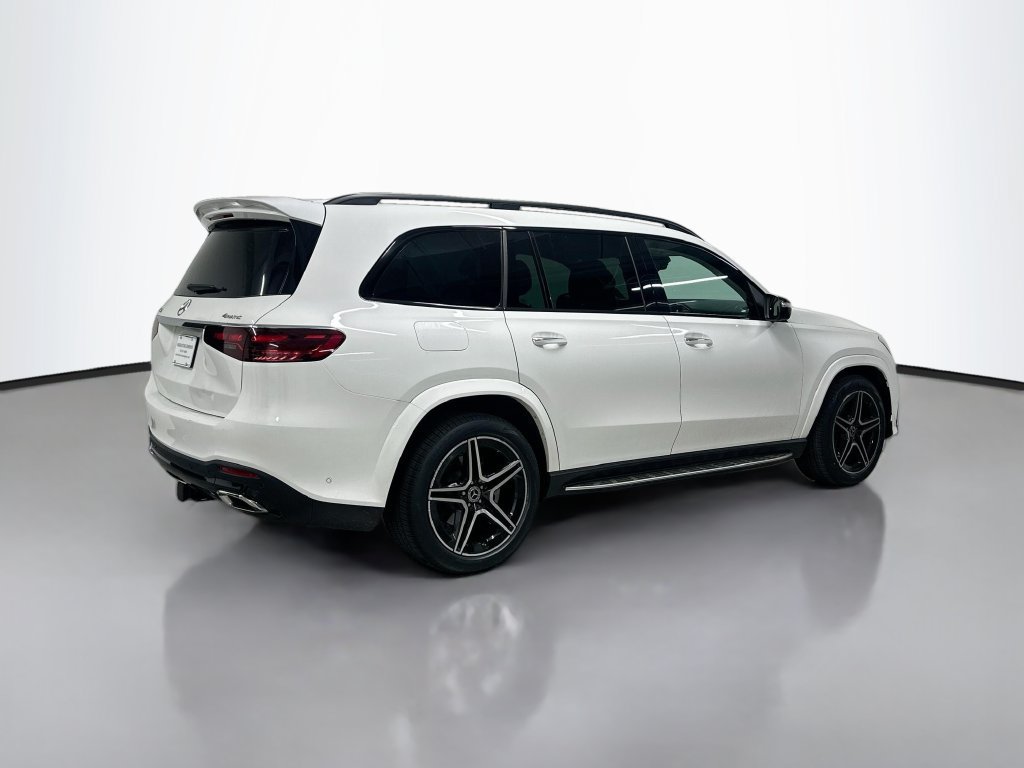 Used 2026 Mercedes-Benz GLS 450 4MATIC image 9