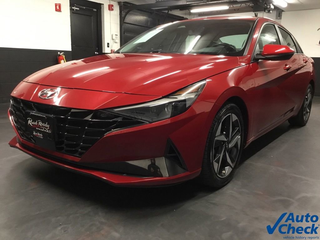 Used 2023 Hyundai Elantra Limited image 5