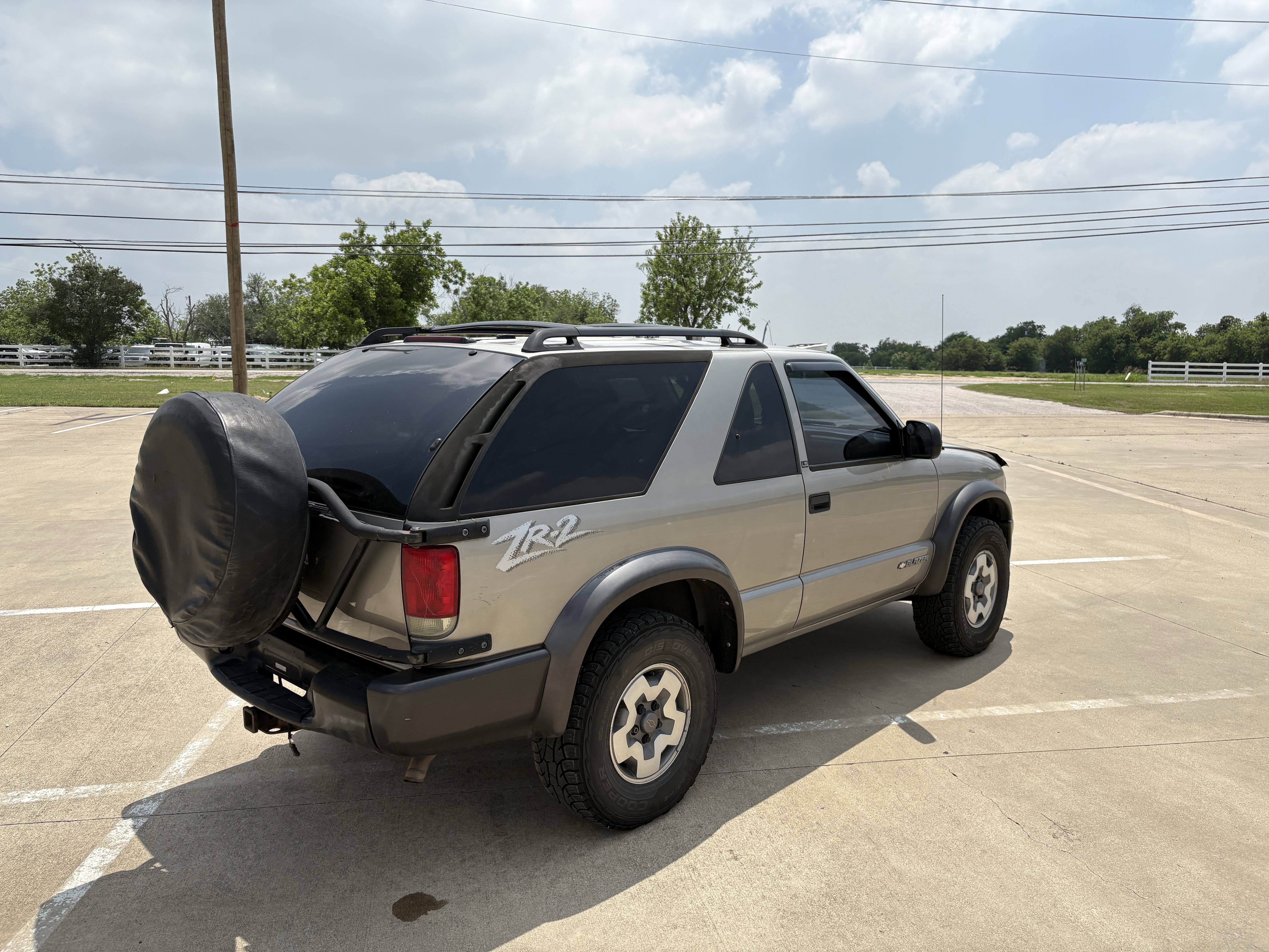 Used 2003 Chevrolet Blazer LS w/ Preferred Equipment Group AWD/4WD image 4