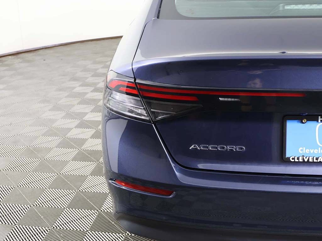 Used 2023 Honda Accord EX image 15