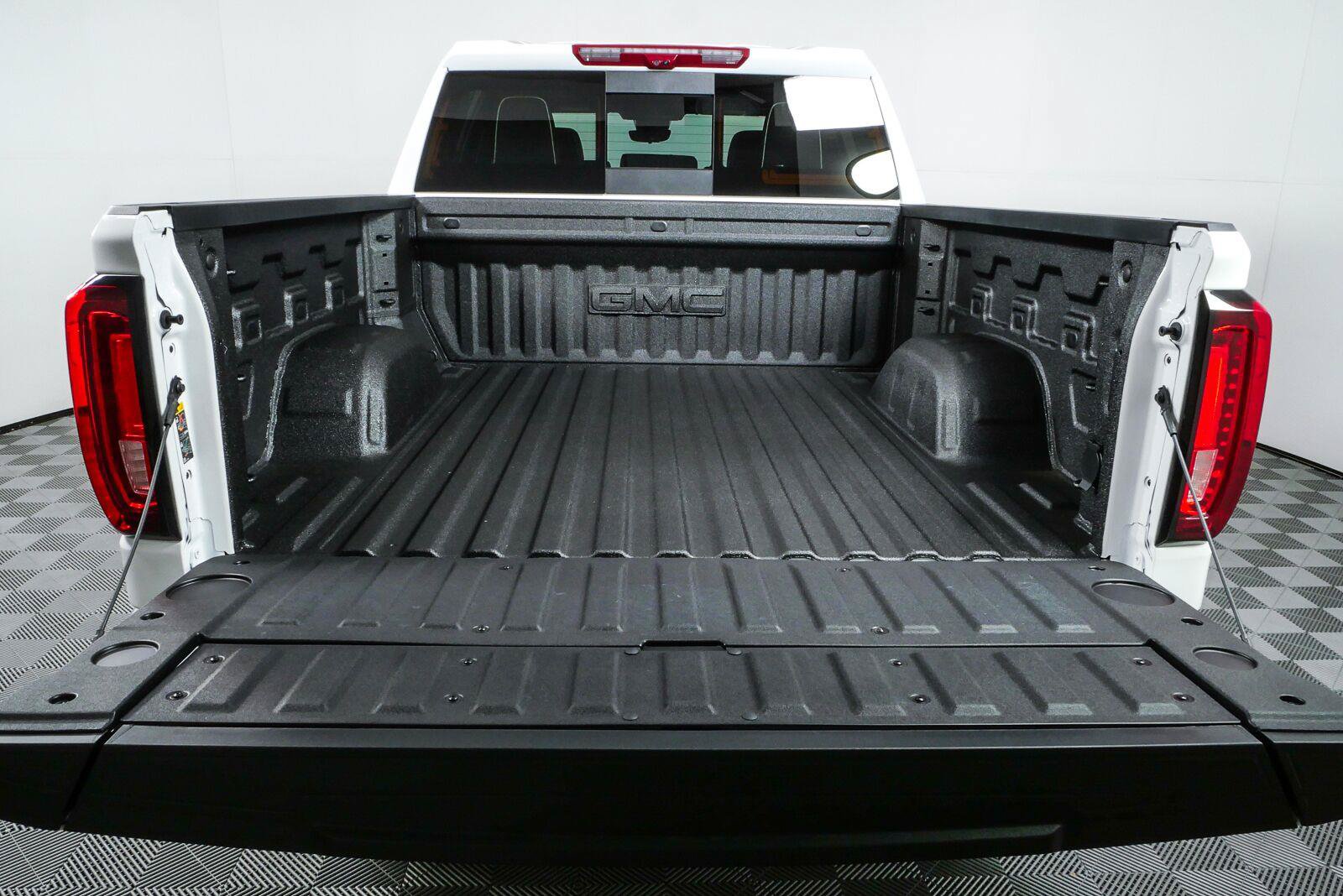 New 2026 GMC Sierra 1500 AT4X AWD/4WD image 32