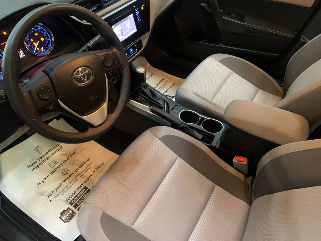 Used 2019 Toyota Corolla LE FWD image 11
