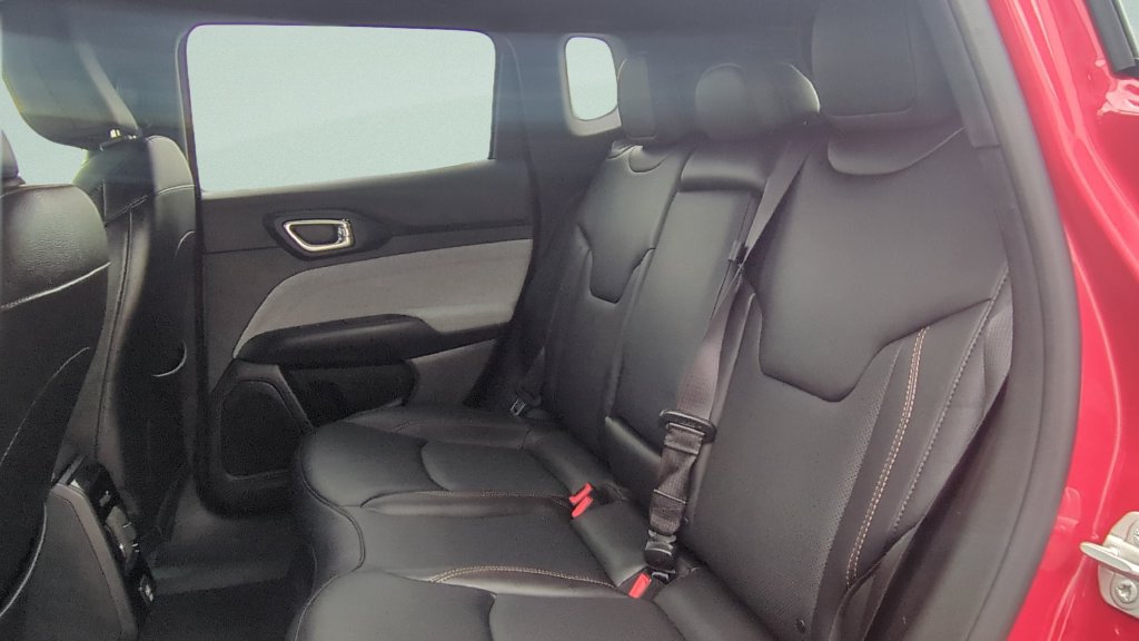 Used 2023 Jeep Compass Latitude AWD/4WD image 10