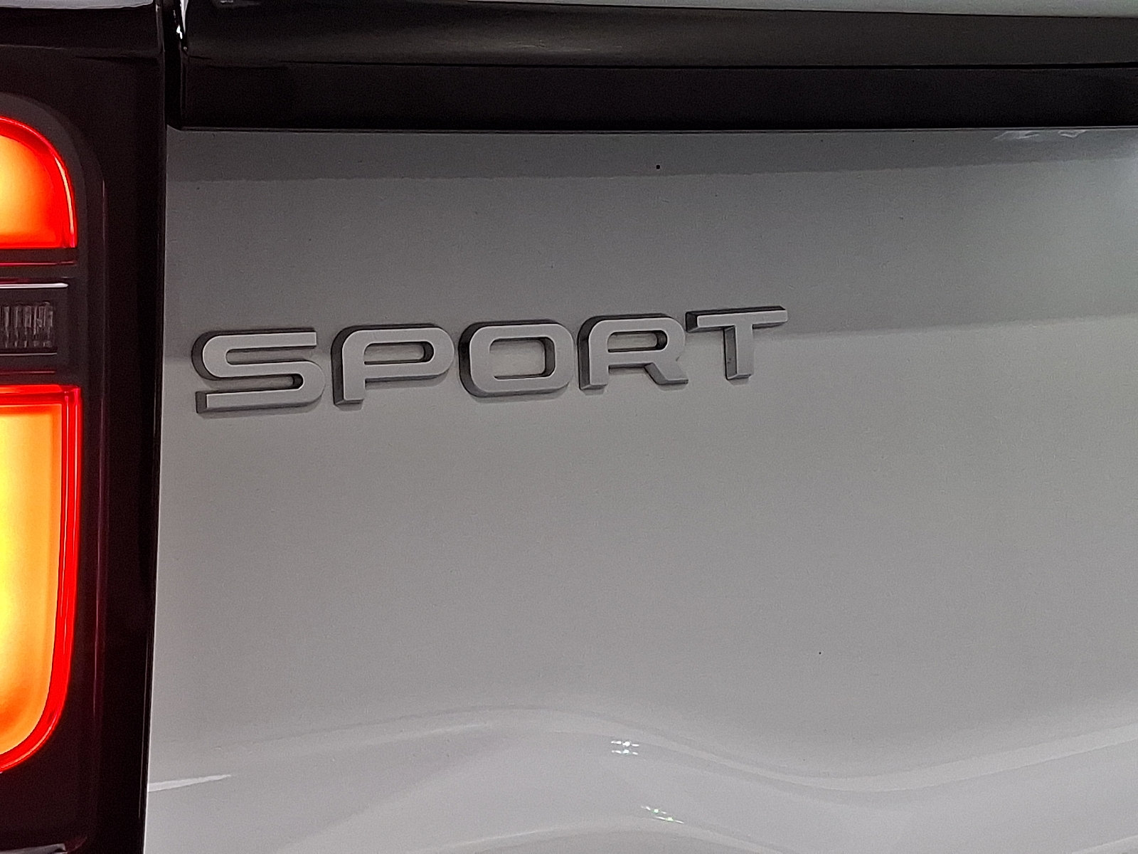 Certified 2025 Land Rover Discovery Sport S AWD/4WD image 29