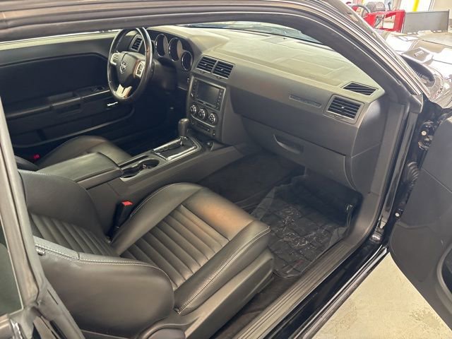 Used 2011 Dodge Challenger R/T image 17