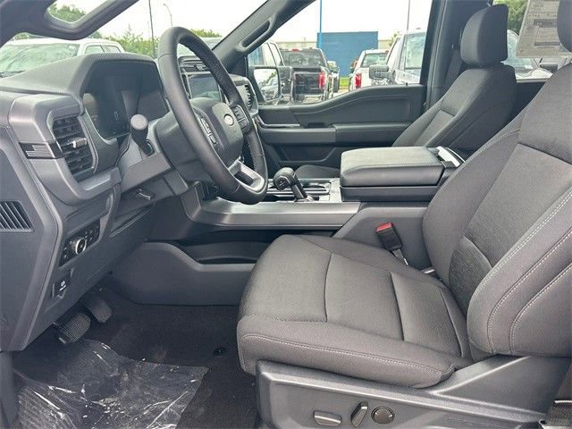 New 2025 Ford F150 XLT w/ Equipment Group 302A MID image 26