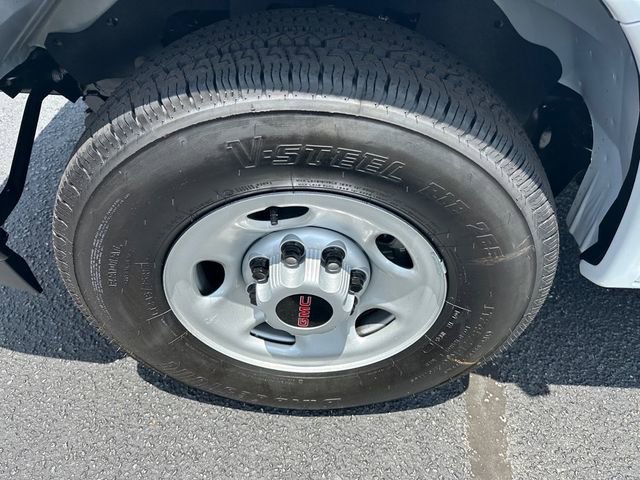 New 2025 GMC Savana 2500 w/ Communications Package image 15