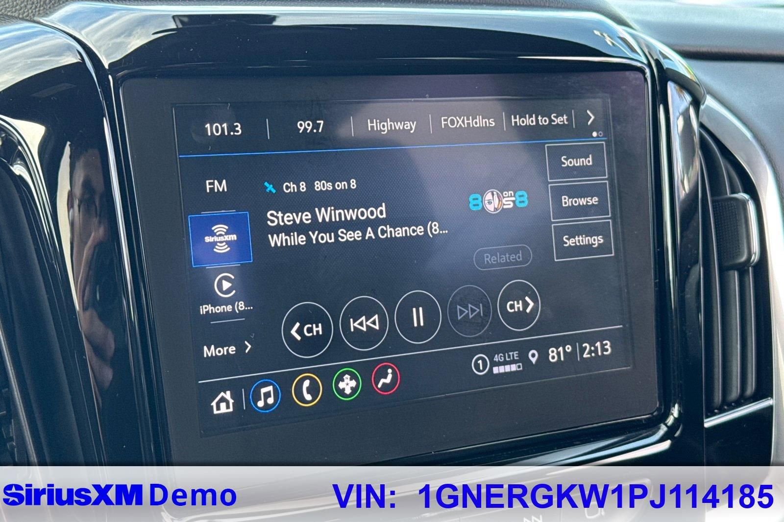 Used 2023 Chevrolet Traverse LT image 51