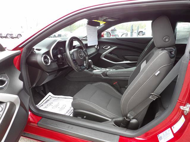 Certified 2021 Chevrolet Camaro LT RWD image 9