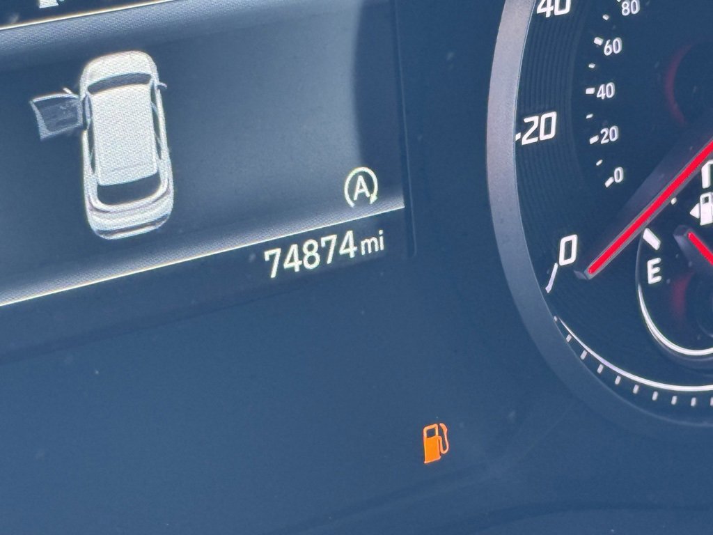 Used 2022 Hyundai Santa Fe SEL image 3