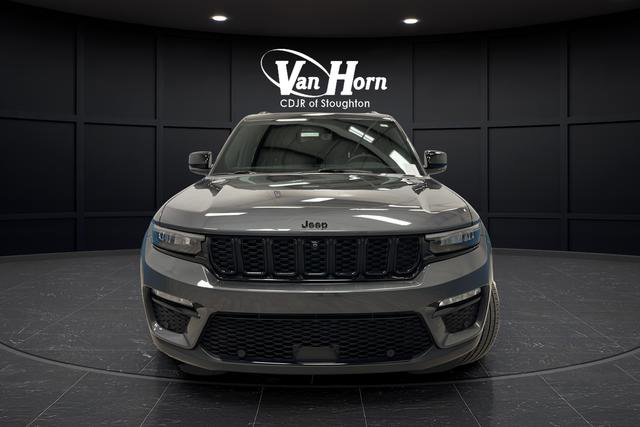 Used 2024 Jeep Grand Cherokee Limited w/ Luxury Tech Group II image 2
