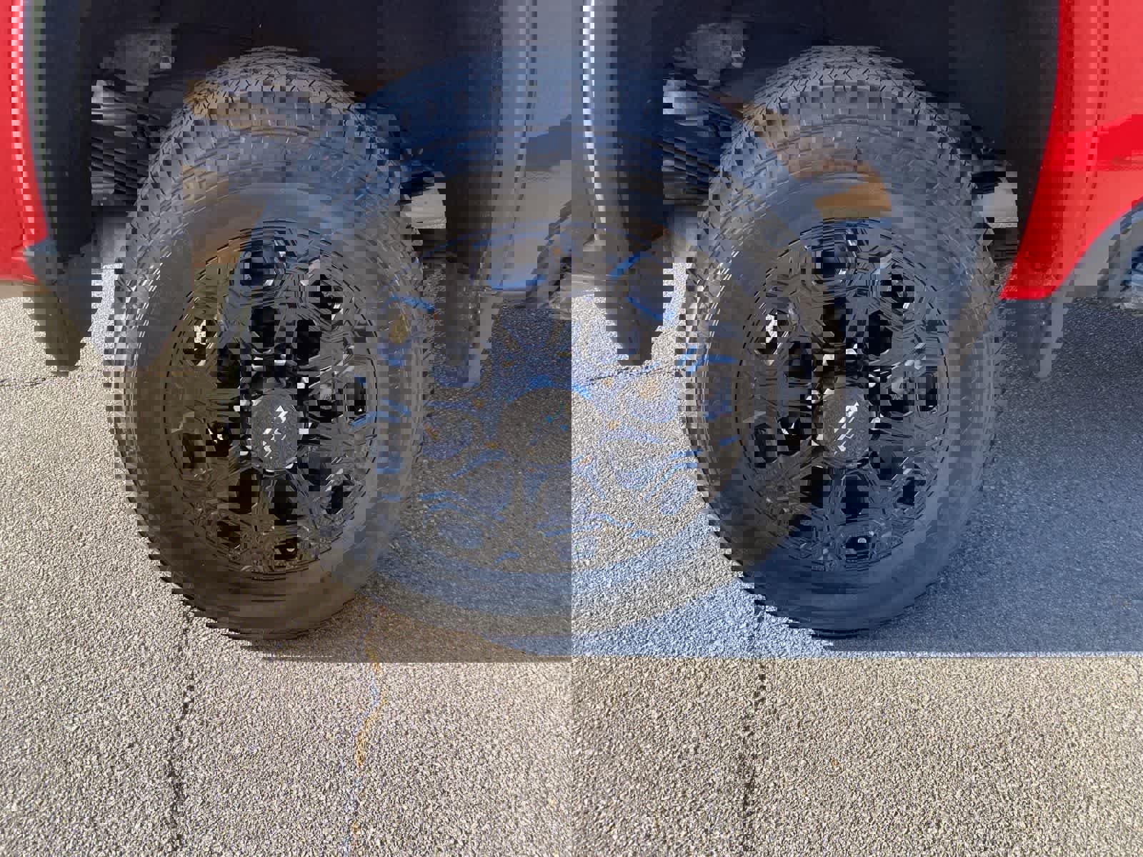 Used 2024 Chevrolet Silverado 3500 LTZ w/ LTZ Plus Package AWD/4WD image 5