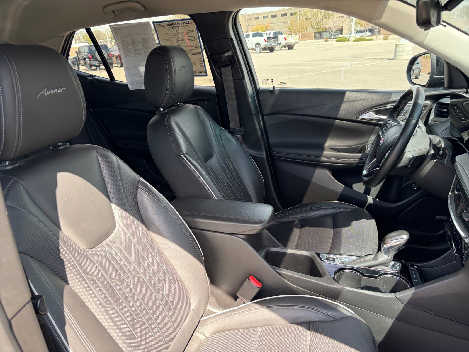 Used 2024 Buick Encore GX Avenir w/ Avenir Technology Package image 26