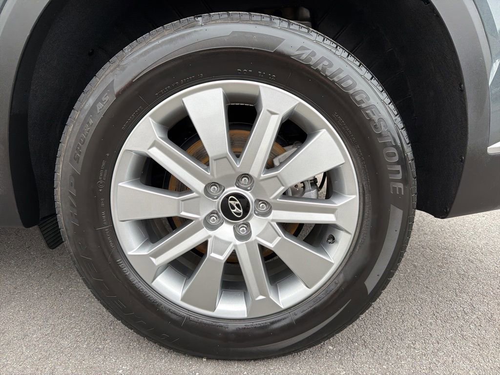 Used 2023 Hyundai Palisade SE image 14