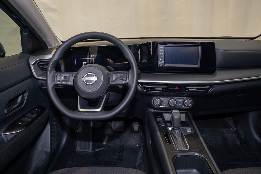 Certified 2025 Nissan Kicks S image 6