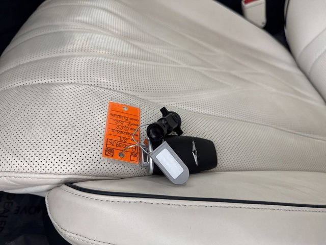 Used 2023 Genesis G80 image 27