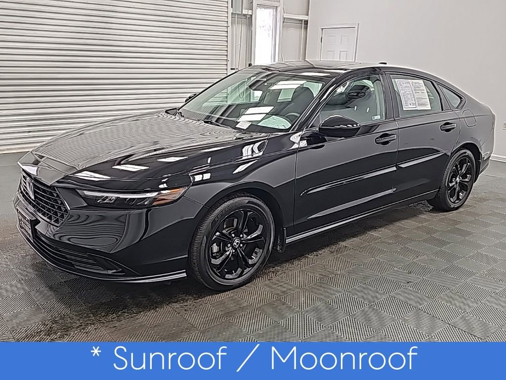 Used 2025 Honda Accord SE image 5