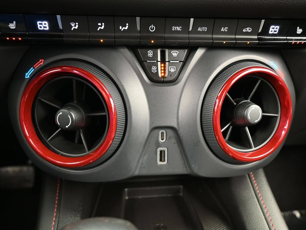 Used 2020 Chevrolet Blazer RS FWD image 36
