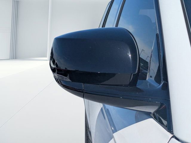 Used 2023 Jeep Grand Cherokee L Laredo image 10